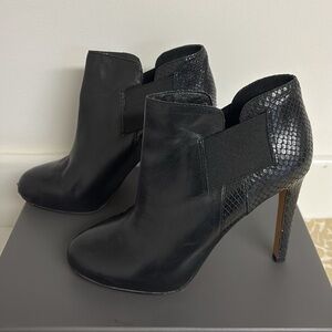 Vince Camuto Bootie